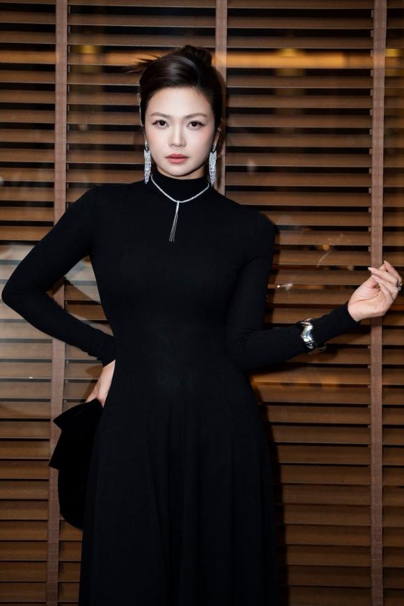 Sao Việt 26/11, tin sao việt mới nhất