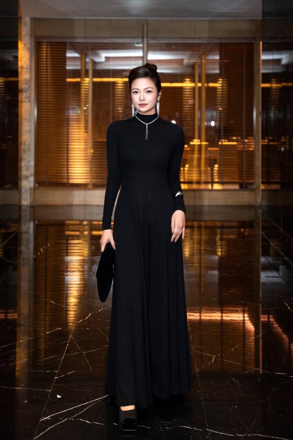 Sao Việt 26/11, tin sao việt mới nhất