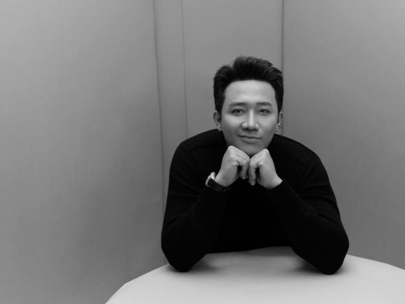 Mưa đỏ, Bông sen vàng, sao Việt