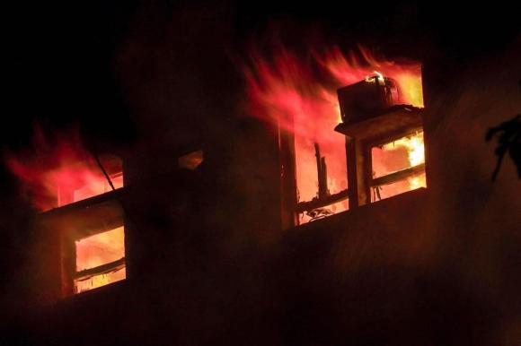 Hong Kong, cháy Hong Kong, vụ cháy Hong Kong