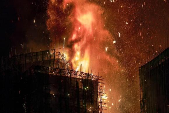 Hong Kong, cháy Hong Kong, vụ cháy Hong Kong