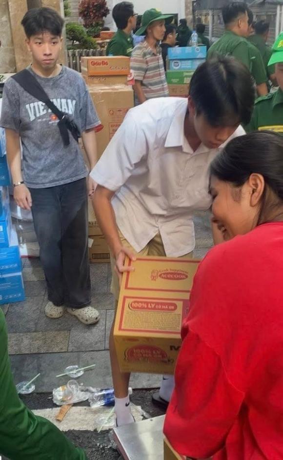 Hồ Ngọc Hà, Subeo, Cường Đô La, sao Việt