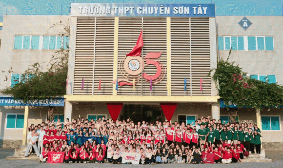 trường thpt chuyên top đầu Hà Nội