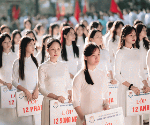 trường thpt chuyên top đầu Hà Nội