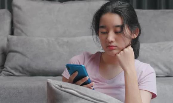 Người EQ thấp 0 Người EQ thấp, IQ cao, kiến thức