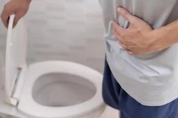 nguoi-gia-so (1).jpg 3 người già, sức khỏe người già