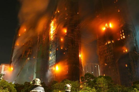 cháy chung cư, cháy chung cư Hong Kong, Hong Kong để quốc tang