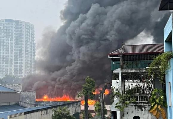 03-chay-nha-may-bia-ha-noi-1.jpg 2 Nhà máy Bia Hà Nội Habeco, cháy Nhà máy Bia Hà Nội Habeco, Nhà máy Bia Hà Nội Habeco bị cháy