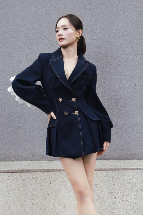 chiều 1/12/2025 3 Sao Việt 1/12, tin sao việt mới nhất