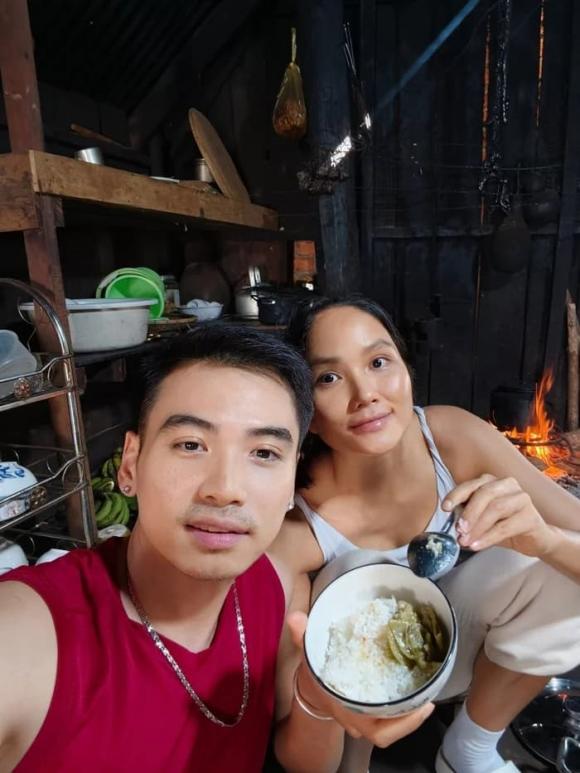 H'Hen Niê, sao Việt