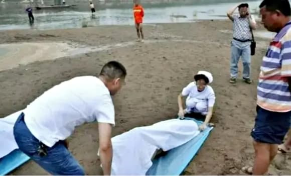 giáo dục gia đình, giáo dục con cái, áp lực học tập, sai lầm dạy con