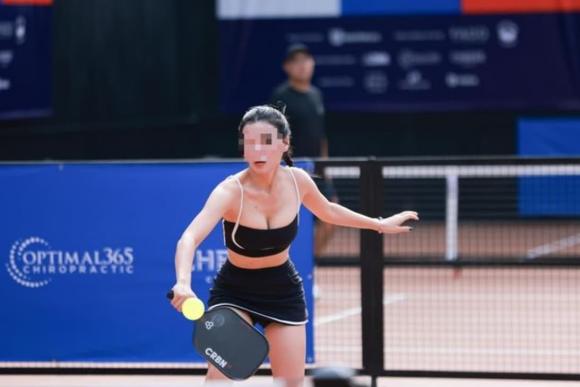 pickleball, đi bộ, phụ nữ