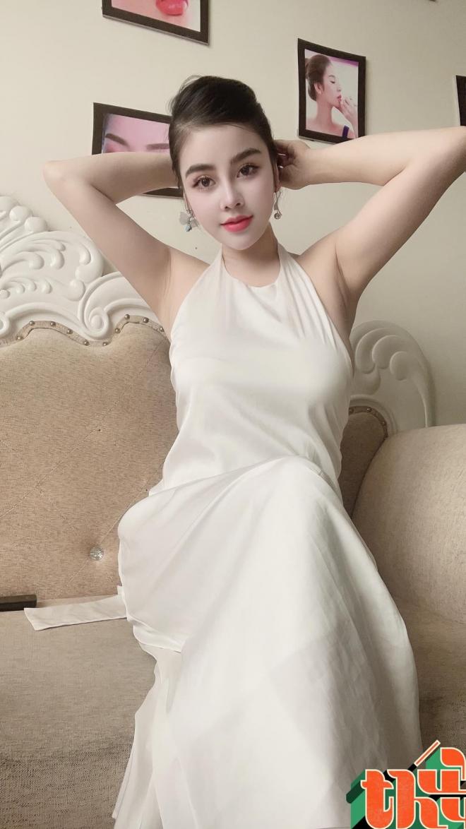 CEO Hoàng Ngân, Thẩm mỹ viện Hoàng Ngân