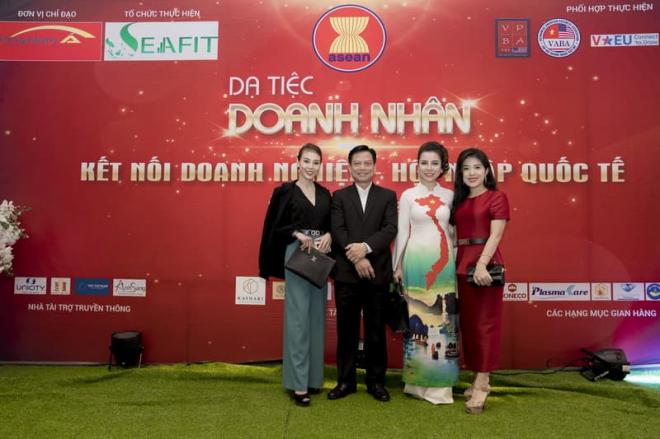 Dạ tiệc Doanh nhân, Câu lạc bộ Nữ Doanh nhân Việt Nam - ASEAN