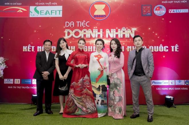 Dạ tiệc Doanh nhân, Câu lạc bộ Nữ Doanh nhân Việt Nam - ASEAN