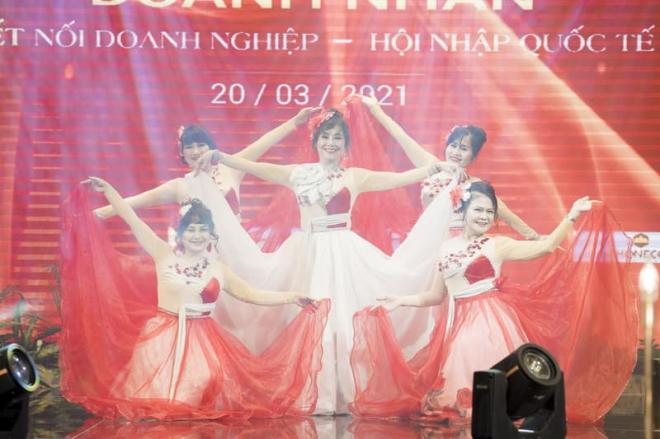 Dạ tiệc Doanh nhân, Câu lạc bộ Nữ Doanh nhân Việt Nam - ASEAN