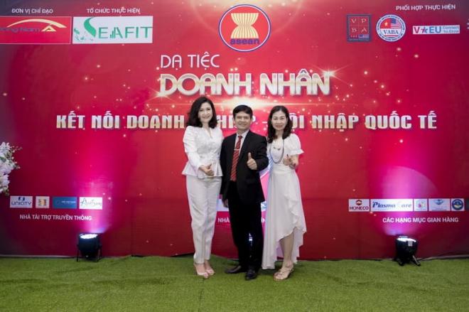 Dạ tiệc Doanh nhân, Câu lạc bộ Nữ Doanh nhân Việt Nam - ASEAN