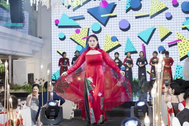 Dạ tiệc Doanh nhân, Câu lạc bộ Nữ Doanh nhân Việt Nam - ASEAN