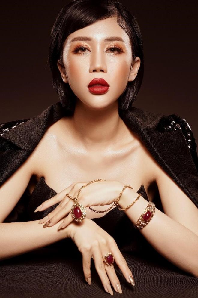 Viet Phuong Gems, Fashion Influencer Vân Nhi, Trang sức