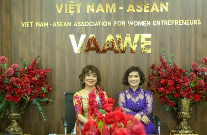 Hội nữ Doanh nhân Việt Nam - ASEAN, Hội phụ nữ Việt Nam, Báo công dâng bác