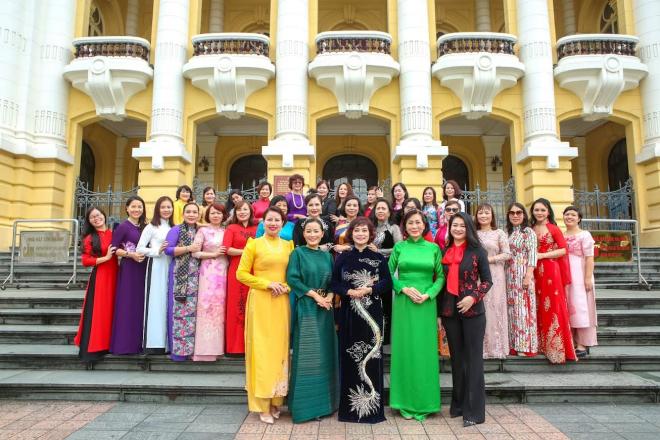 Hội nữ Doanh nhân Việt Nam - ASEAN, Hội phụ nữ Việt Nam, Báo công dâng bác