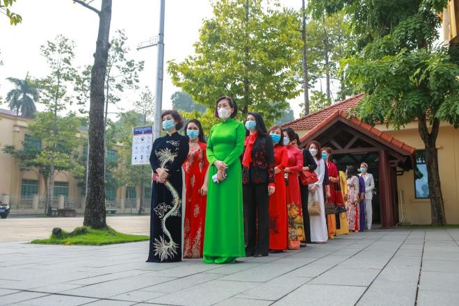 Hội nữ Doanh nhân Việt Nam - ASEAN, Hội phụ nữ Việt Nam, Báo công dâng bác