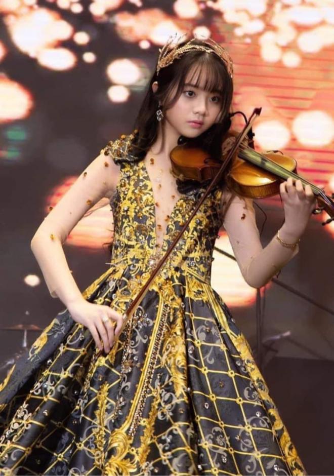 Quán quân Hãy nghe tôi hát nhí, Hoàng Thiên Nga, Liveshow Đôi cánh thiên thần