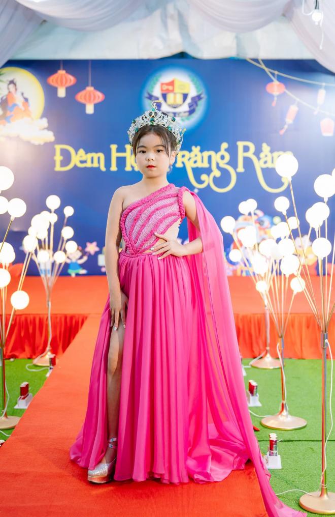 Model nhí Thanh Như, Học trò Xuân Lan, giới trẻ
