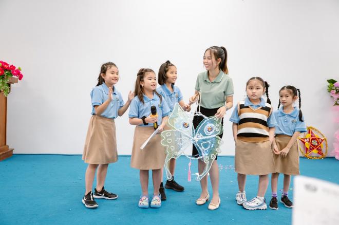 Model nhí Thanh Như, Học trò Xuân Lan, giới trẻ