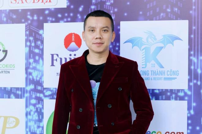 Show Mái ấm tình thương, Đạo diễn Hồ Viết Cường