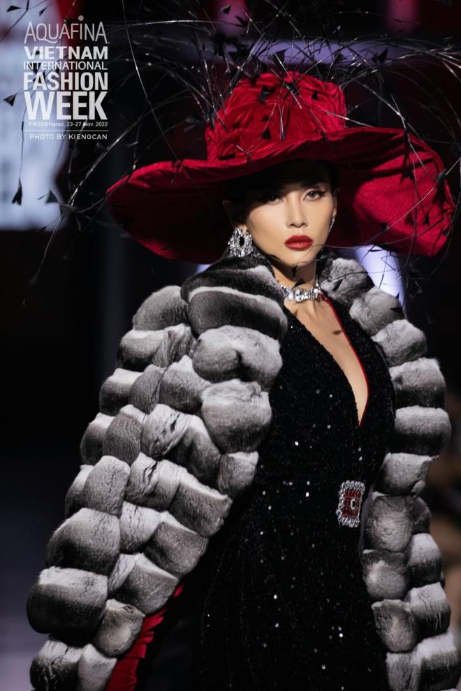 Be Your Queen,Jang HaNa,Tuần lễ Thời trang Quốc tế Việt Nam