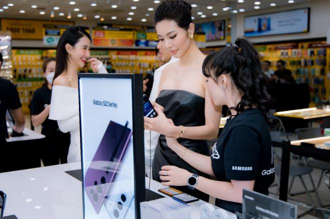 samsung-galaxyzone-5-ngoisaovn-w1379-h91