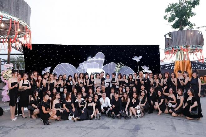 Bonnie Makeup Academy, lễ vinh danh Bonnie Makeup Academy, Trung tâm đào tạo makeup chuyên nghiệp