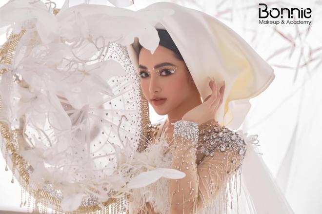 Bonnie Makeup Academy, lễ vinh danh Bonnie Makeup Academy, Trung tâm đào tạo makeup chuyên nghiệp