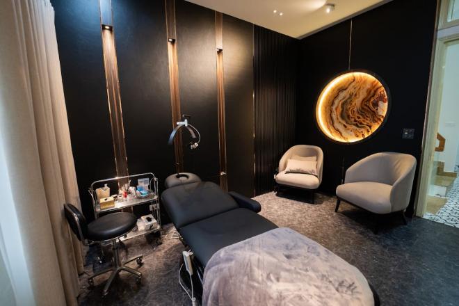 LAVIE Glamor Studio, Hàn Băng Academy, làm đẹp 