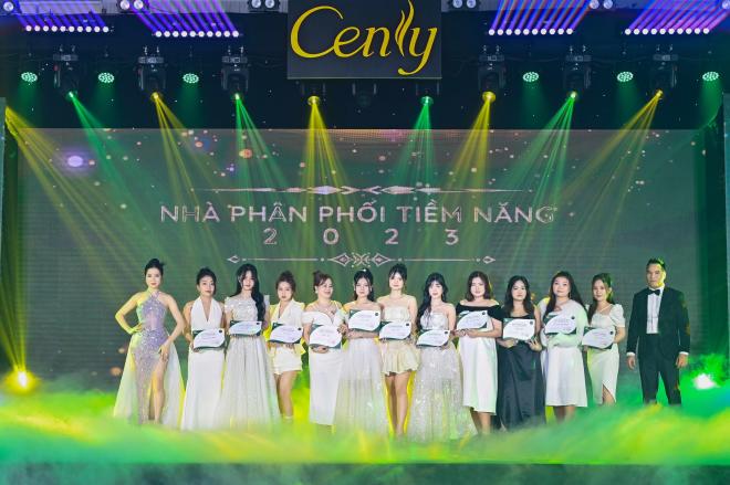 Dấu Ấn Hoàng Kim, Đan Trường, Trung Quang, và Isaac