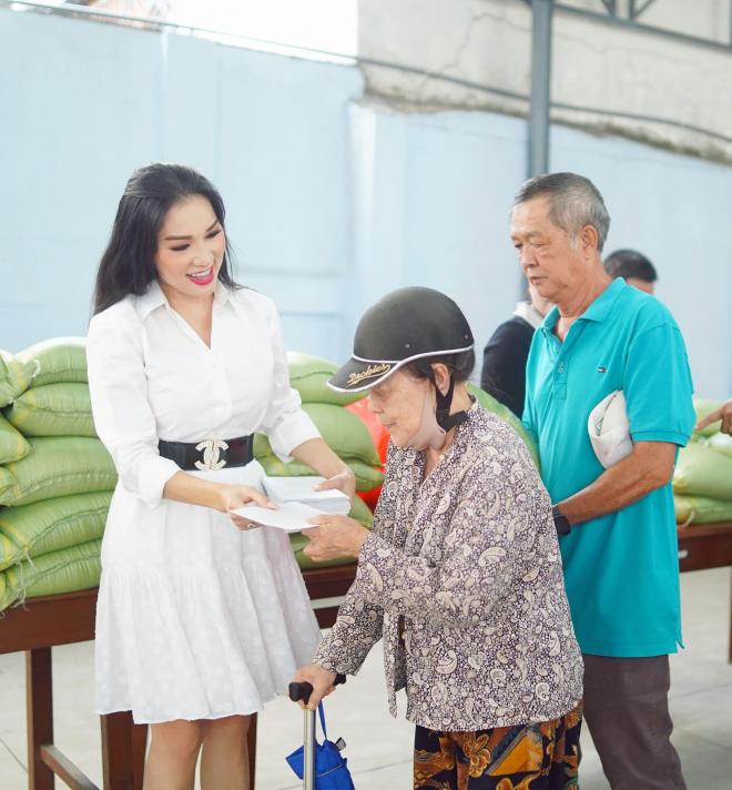 Kavie Trần, sao việt