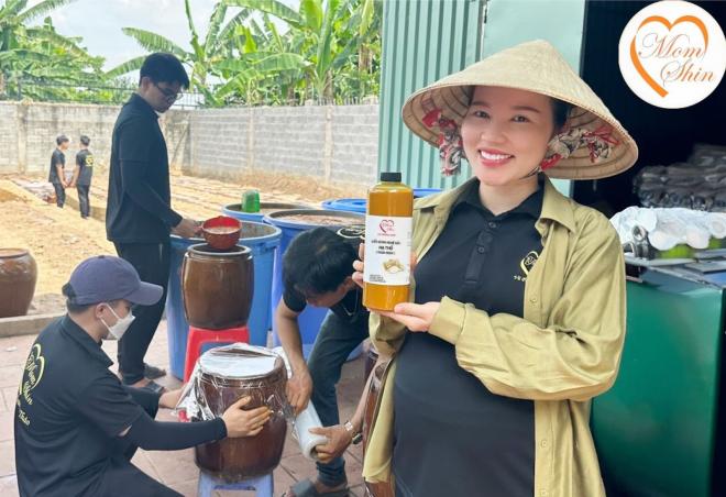 Mom Shin , Rượu hạ thổ,  Vũ Phương Thảo Mom Shin