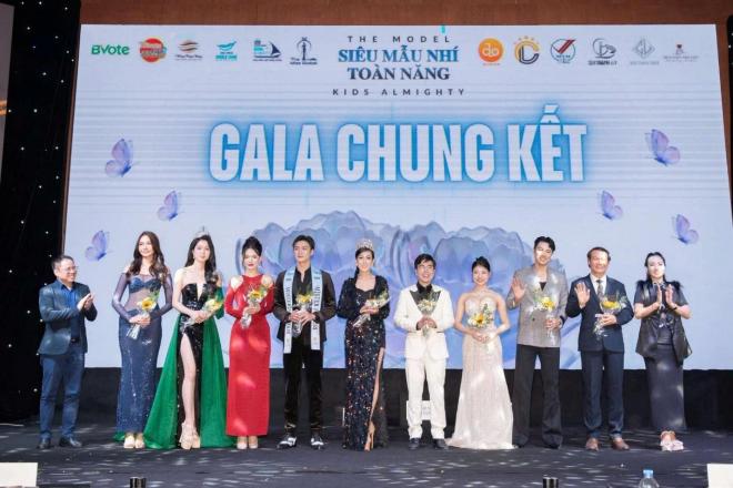 Siêu Mẫu Nhí Toàn Năng, Ngôi Sao Nhí