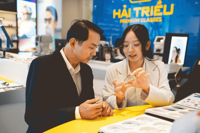 Kính Hải Triều, tròng kính, tròng kính chính hãng