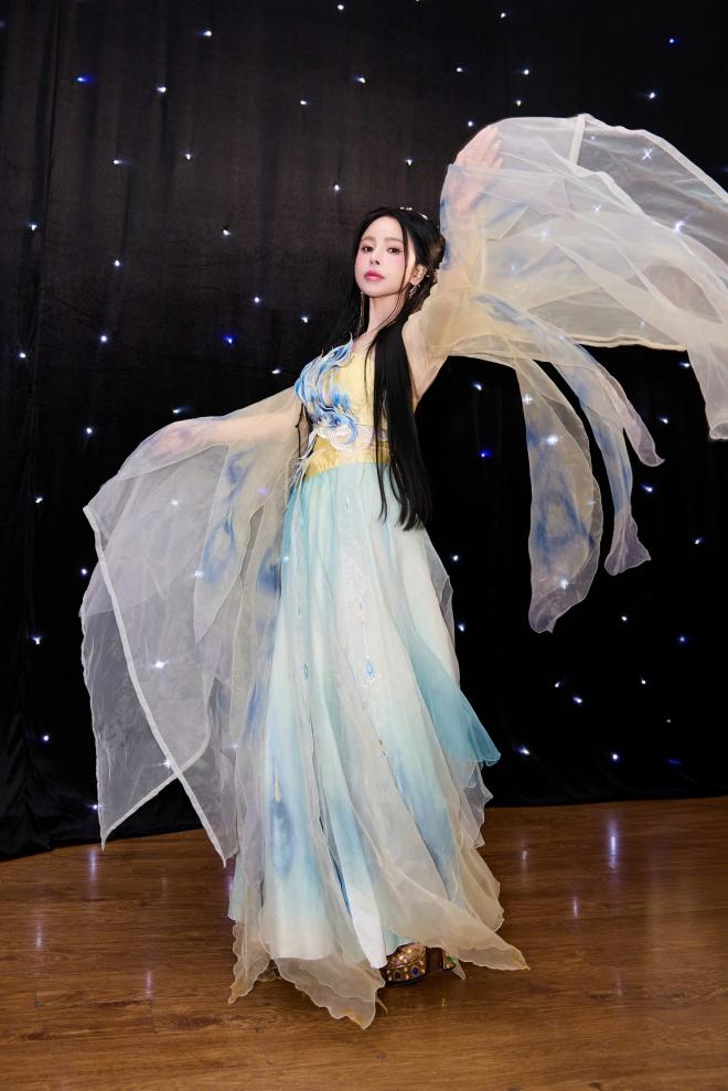 Hoa hậu Hạ My, sao việt